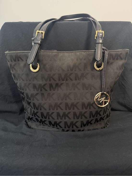 Michael Kors Handbags - Michael Kors Jet Set Signature Logo Tote Bag Black Jacquard